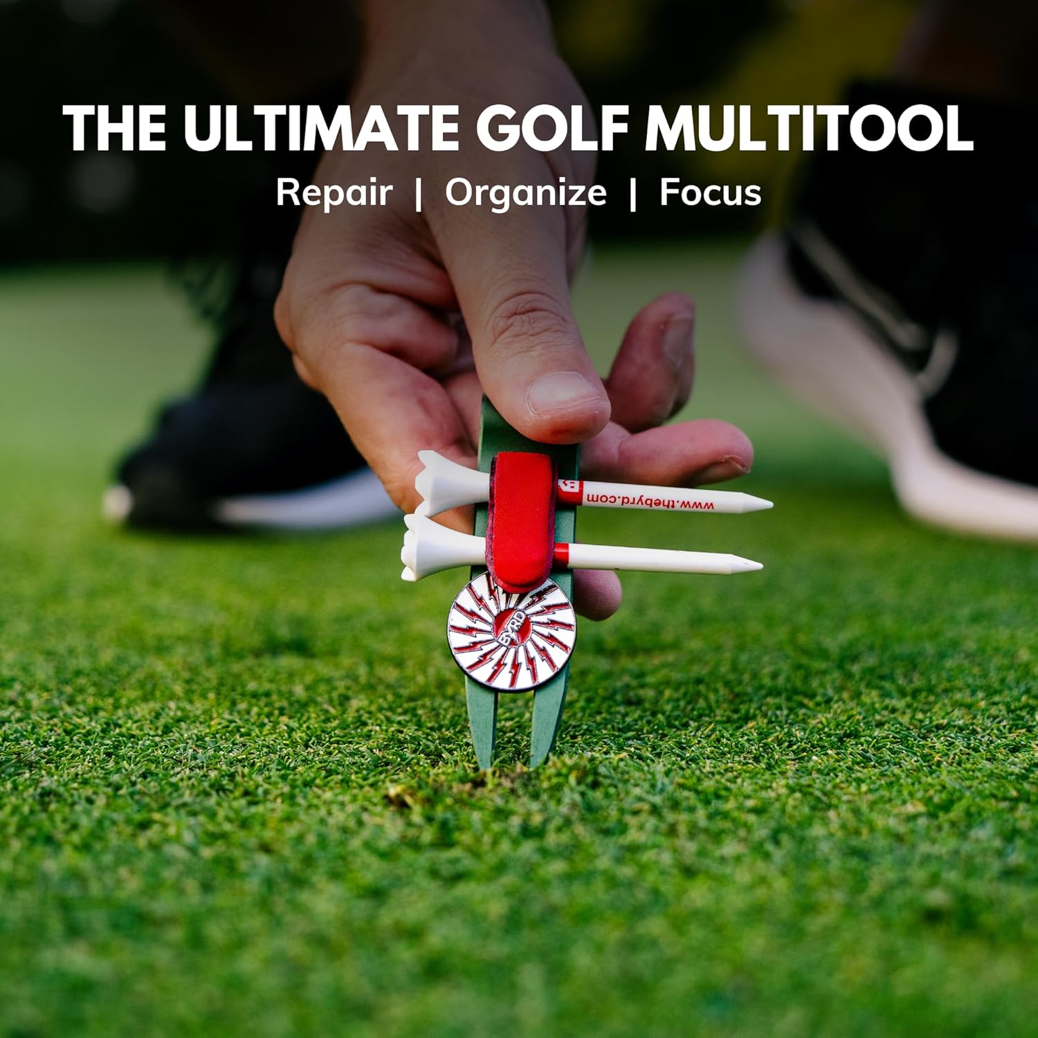 THE BYRD GOLF DIVOT CLYP - Red Finch