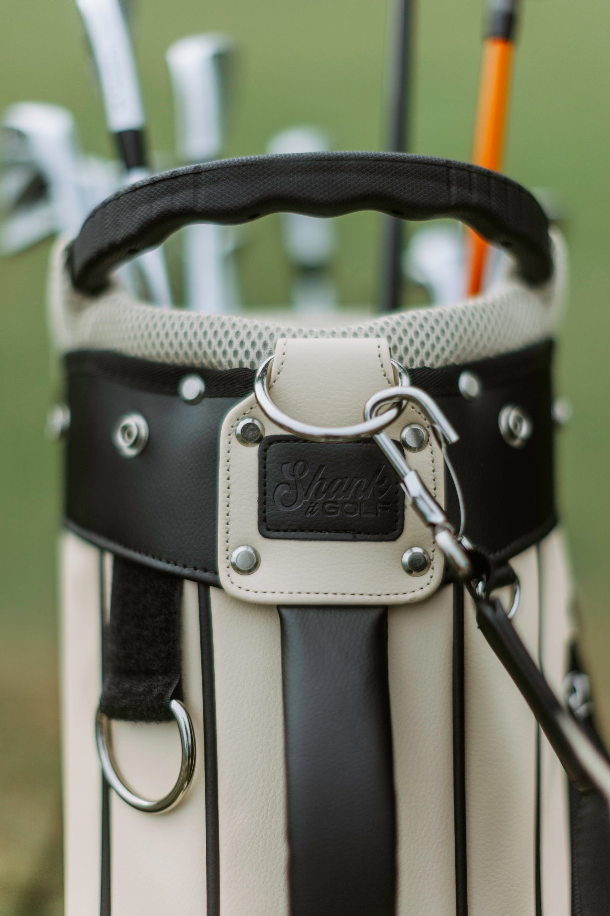 Legalize Mulligans Beige Golf Bag