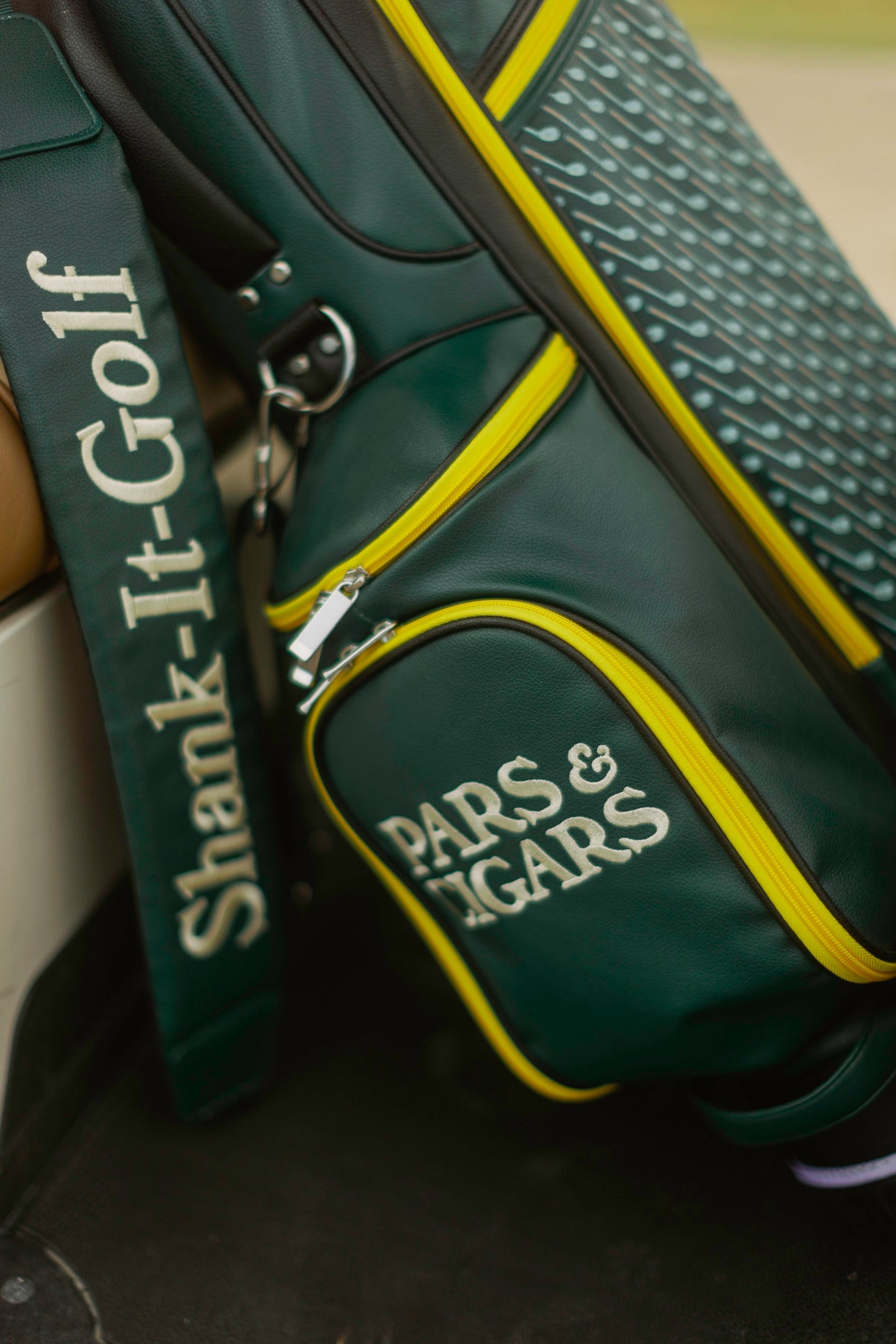 Pars & Cigars Golf Bag